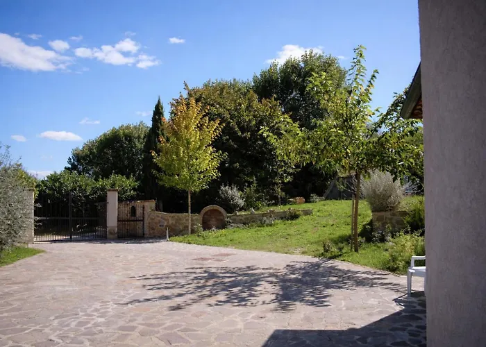 Villa Montepulciano Vineyard And Pool Retreat