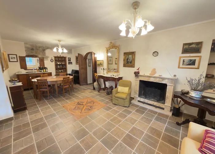 Villa Montepulciano Vineyard And Pool Retreat